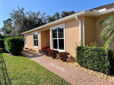 Stunning end unit, 3/2/2, 2013 built, split floor plan, 1471sf on Bobcat Trail Golf Club in Florida - for sale on GolfHomes.com, golf home, golf lot