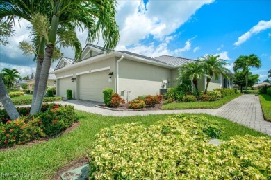 The home has 2 bedrooms, 2 baths, den and 2 stall garage. The on Royal Tee Country Club in Florida - for sale on GolfHomes.com, golf home, golf lot