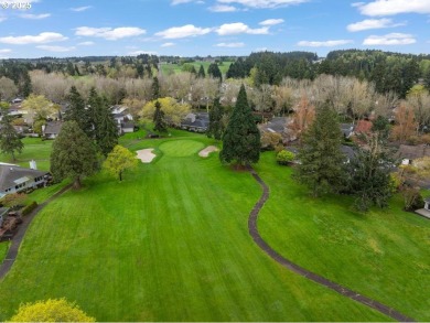 Welcome to the beautiful community of Charbonneau!  This on Charbonneau Golf Club in Oregon - for sale on GolfHomes.com, golf home, golf lot