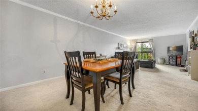 If you're looking for private living in a community setting on Creve Coeur Golf Course in Missouri - for sale on GolfHomes.com, golf home, golf lot