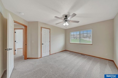 Come see this beautiful 2 story townhome in NE Lincoln! This on Mahoney Golf Course in Nebraska - for sale on GolfHomes.com, golf home, golf lot