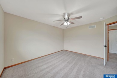 Come see this beautiful 2 story townhome in NE Lincoln! This on Mahoney Golf Course in Nebraska - for sale on GolfHomes.com, golf home, golf lot
