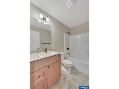 Come see this beautiful 2 story townhome in NE Lincoln! This on Mahoney Golf Course in Nebraska - for sale on GolfHomes.com, golf home, golf lot