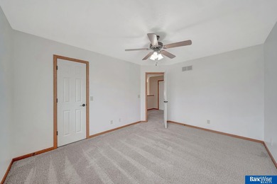 Come see this beautiful 2 story townhome in NE Lincoln! This on Mahoney Golf Course in Nebraska - for sale on GolfHomes.com, golf home, golf lot