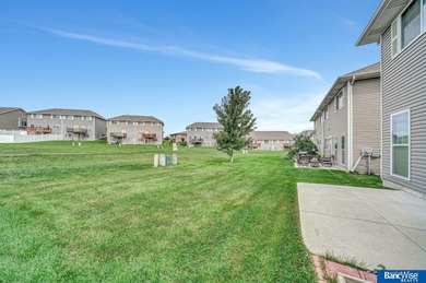 Come see this beautiful 2 story townhome in NE Lincoln! This on Mahoney Golf Course in Nebraska - for sale on GolfHomes.com, golf home, golf lot