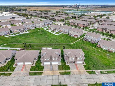 Come see this beautiful 2 story townhome in NE Lincoln! This on Mahoney Golf Course in Nebraska - for sale on GolfHomes.com, golf home, golf lot
