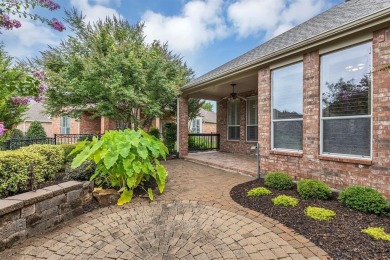 THIS HOME IS PERFECT! MOVE IN READY, LOW MAINTENANCE HOME IN A on Heritage Ranch Golf and Country Club in Texas - for sale on GolfHomes.com, golf home, golf lot