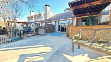 If Golf is your game or you just enjoy a Beautiful view on Maumelle Golf and Country Club in Arkansas - for sale on GolfHomes.com, golf home, golf lot