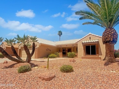 Beautifully maintained 2-bed, 2-bath home on a great corner lot on Desert Trails in Arizona - for sale on GolfHomes.com, golf home, golf lot