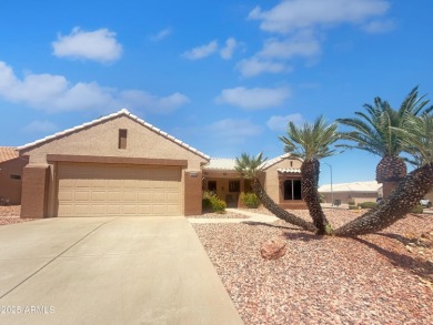Beautifully maintained 2-bed, 2-bath home on a great corner lot on Desert Trails in Arizona - for sale on GolfHomes.com, golf home, golf lot