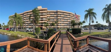 Beautiful Golf Course Condo in Exclusive Jacaranda! This move-in on Jacaranda Golf Club in Florida - for sale on GolfHomes.com, golf home, golf lot
