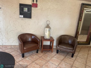 Beautiful Golf Course Condo in Exclusive Jacaranda! This move-in on Jacaranda Golf Club in Florida - for sale on GolfHomes.com, golf home, golf lot