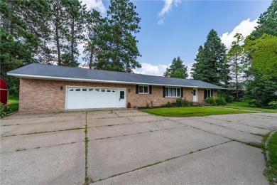 Enjoy the expansive back yard from your patio. Situated next to on Breezy Point Golf Course Resort in Minnesota - for sale on GolfHomes.com, golf home, golf lot
