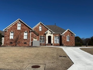 Beautiful home in Sage Meadows located on quiet coved street on Sage Meadows Golf Course in Arkansas - for sale on GolfHomes.com, golf home, golf lot