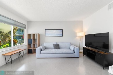 Welcome to this charming 1-bedroom, 1-bath Co-Op in the on Coral Ridge Country Club in Florida - for sale on GolfHomes.com, golf home, golf lot