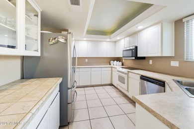 Charming 2BR, 2BA extended Shawnee model in the desirable active on Cottonwood Country Club in Arizona - for sale on GolfHomes.com, golf home, golf lot