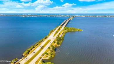 Renovated Melbourne home in a prime downtown location--walkable on Crane Creek Reserve Golf Club in Florida - for sale on GolfHomes.com, golf home, golf lot