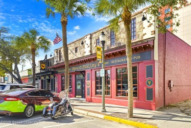 Renovated Melbourne home in a prime downtown location--walkable on Crane Creek Reserve Golf Club in Florida - for sale on GolfHomes.com, golf home, golf lot