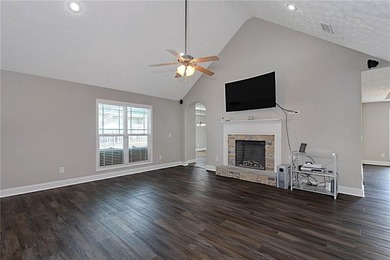 Welcome to 30 Silver Leaf Loop, a pristine, FRESHLY PAINTED on Lakewood Golf Course in Alabama - for sale on GolfHomes.com, golf home, golf lot