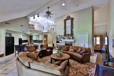 Lovely Fairway Oaks home sitting on a large corner lot within on Abilene Country Club - South Course in Texas - for sale on GolfHomes.com, golf home, golf lot