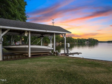 Discover the perfect blend of elegance, functionality, and on River Golf and County Club at Lake Royale in North Carolina - for sale on GolfHomes.com, golf home, golf lot