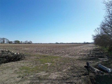 This fantastic 28-acre parcel of land would make the perfect on Jackrabbit Run Golf Course in Nebraska - for sale on GolfHomes.com, golf home, golf lot