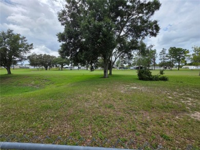 Welcome to this well-kept 2-bedroom, 2-bath home in the popular on Brookridge Country Club in Florida - for sale on GolfHomes.com, golf home, golf lot
