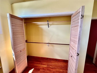 Incredible potential - 4 bed - 2.5 bath home on TWO LOTS within on Madison Meadows Golf Course in Montana - for sale on GolfHomes.com, golf home, golf lot