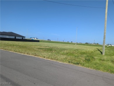 INCREDIBLE OPPORTUNITY! RARE 4-lot RESIDENTIAL site offers on Burnt Store Golf Club in Florida - for sale on GolfHomes.com, golf home, golf lot