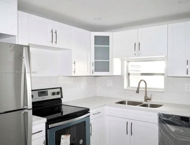 Welcome to your new oasis at 691 S Hollybrook Dr! This on Hollybrook Golf and Tennis Club  in Florida - for sale on GolfHomes.com, golf home, golf lot