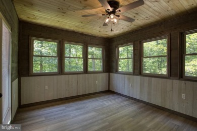 Charming Craftsman Retreat in the Premier Alpine Lake Resort! on Alpine Lake Resort in West Virginia - for sale on GolfHomes.com, golf home, golf lot