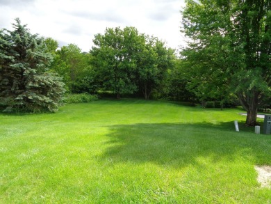 Great location right across the street from the Property Owners on Eagle Ridge Inn and Resort in Illinois - for sale on GolfHomes.com, golf home, golf lot