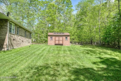 LAKE TANSI RESORT 2235 SQUARE FEET ALL BRICK HOME ON DOUBLE on Lake Tansi Village Country Club in Tennessee - for sale on GolfHomes.com, golf home, golf lot