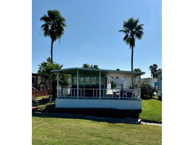 Cute and cozy one bedroom/ one bath little slice of paradise on Long Island Golf Course in Texas - for sale on GolfHomes.com, golf home, golf lot