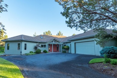 This spacious single level home, nestled on the 14th Fairway of on Eagle Crest Golf Resort - Resort Course in Oregon - for sale on GolfHomes.com, golf home, golf lot