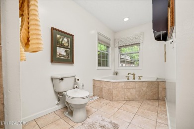 LAKE TANSI RESORT 2235 SQUARE FEET ALL BRICK HOME ON DOUBLE on Lake Tansi Village Country Club in Tennessee - for sale on GolfHomes.com, golf home, golf lot