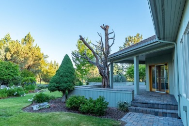 This spacious single level home, nestled on the 14th Fairway of on Eagle Crest Golf Resort - Resort Course in Oregon - for sale on GolfHomes.com, golf home, golf lot