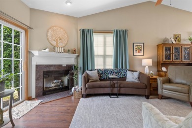 Opportunity awaits at 437 Prairie Knoll! This spacious condo is on Timber Pointe Golf Club in Illinois - for sale on GolfHomes.com, golf home, golf lot