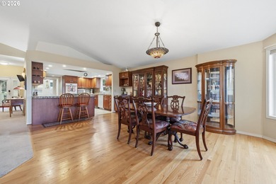 HIGHLY DESIRABLE, easy living at Fairway Village 55+ community! on Fairway Village Golf and Country Club in Washington - for sale on GolfHomes.com, golf home, golf lot