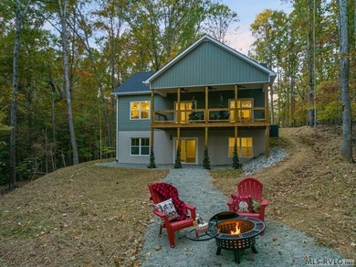 Be *Home for the Holidays* in this BRAND NEW Lakefront on Kinderton Country Club in Virginia - for sale on GolfHomes.com, golf home, golf lot