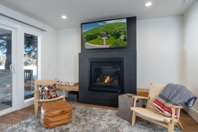 Luxuriously renovated two-bedroom townhome with a spacious on Park Meadows Country Club in Utah - for sale on GolfHomes.com, golf home, golf lot