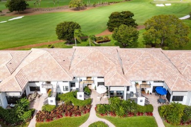 Beautifully renovated 3-bedroom, 2-bath first-floor residence on Quail Ridge Golf Course and Country Club in Florida - for sale on GolfHomes.com, golf home, golf lot