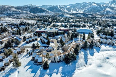 Luxuriously renovated two-bedroom townhome with a spacious on Park Meadows Country Club in Utah - for sale on GolfHomes.com, golf home, golf lot