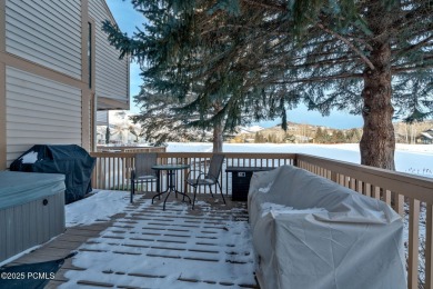 Luxuriously renovated two-bedroom townhome with a spacious on Park Meadows Country Club in Utah - for sale on GolfHomes.com, golf home, golf lot