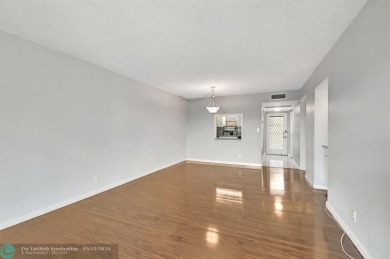 Move-in-ready 2-bed, 2-bath condo. Enjoy the benefits of a on Boca Dunes Golf and Country Club in Florida - for sale on GolfHomes.com, golf home, golf lot