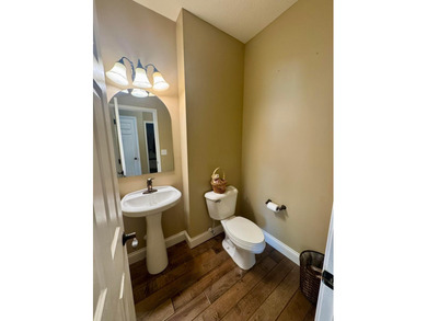 This expansive home offers 3,700 sq. ft. in a 5 level split with on Kinsale Golf and Fitness Club in Ohio - for sale on GolfHomes.com, golf home, golf lot