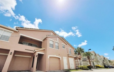 Beautiful, Remodeled, Light & Spacious Townhome in a Quiet & on Pine Tree Golf Club in Florida - for sale on GolfHomes.com, golf home, golf lot