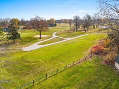 Wonderfully maintained and spacious home located just off the #6 on Royal Scot Country Club in Wisconsin - for sale on GolfHomes.com, golf home, golf lot