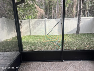 COZY FAMILY LIVING IN FLEMING ISLAND Welcome to 1545 Vineland on Golf Club At Fleming Island in Florida - for sale on GolfHomes.com, golf home, golf lot