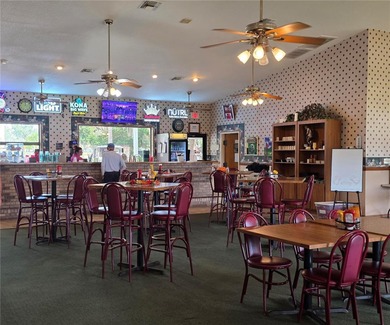 Can you imagine living in a golf course community with all of on Meadow Oaks Golf and Country Club in Florida - for sale on GolfHomes.com, golf home, golf lot